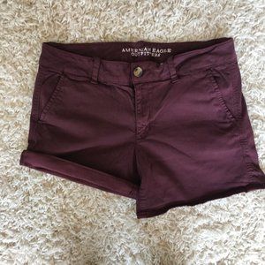 American Eagle Shorts - Midi - Maroon - US 12